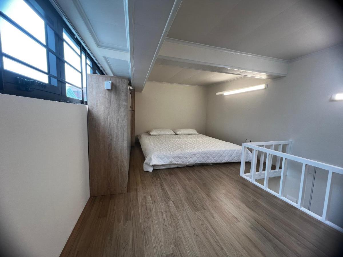 Era Apartment Nguyen Trai Hanoi Exterior photo